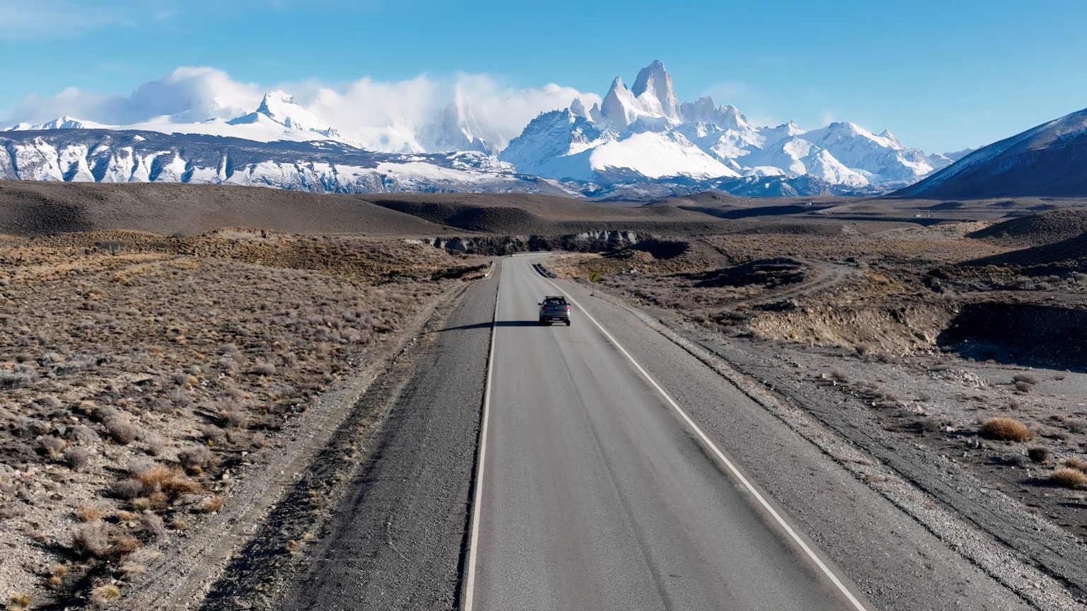Ruta 40 near El Chaltén, Argentine Patagonia
